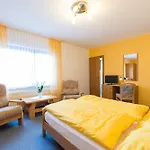 Altitude بورج ريولاند